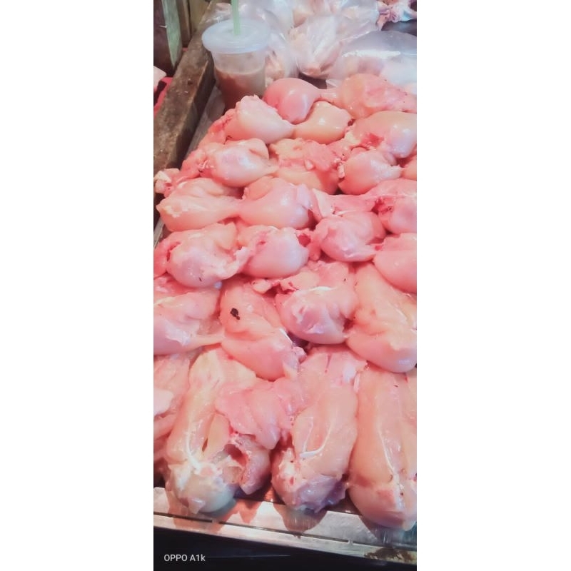 

DADA AYAM FILET SUPER FRESH KUALITAS TERBAIK LANGSUNG DIANTAR KE ALAMAT/ RUMAH ANDA