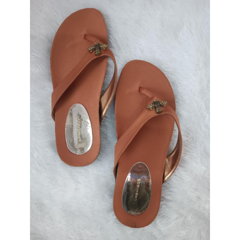 SANDAL JEPIT URBAN & CO SIZE 36. NEW ORIGINAL