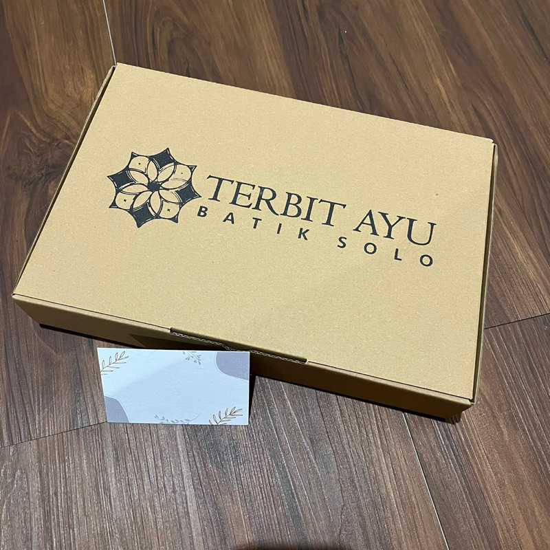 

Terbit Ayu Batik - Gift Box & Greeting Card | Hampers Batik | Box Kado & Kartu Ucapan