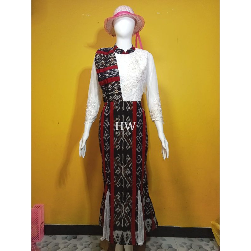 GAUN TENUN PANJANG KOMBINASI BROKAT PUTIH