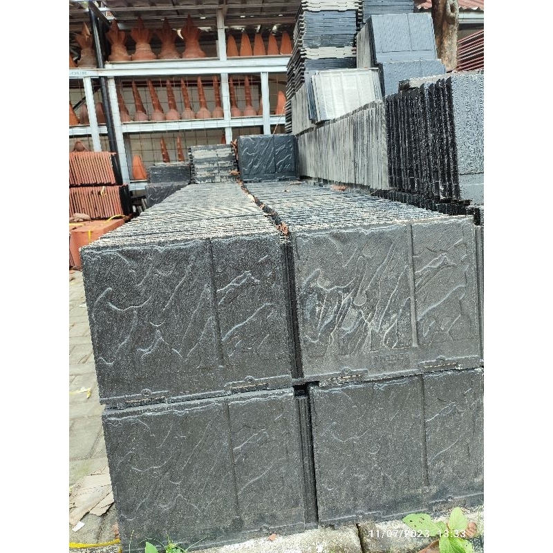 Genteng Beton Cisangkan Motif Kayu