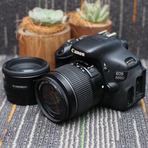 Canon 600D Lensa Kit 18-55mm & Lensa Fix YN 50mm Yongnuo Kamera DSLR -Vms