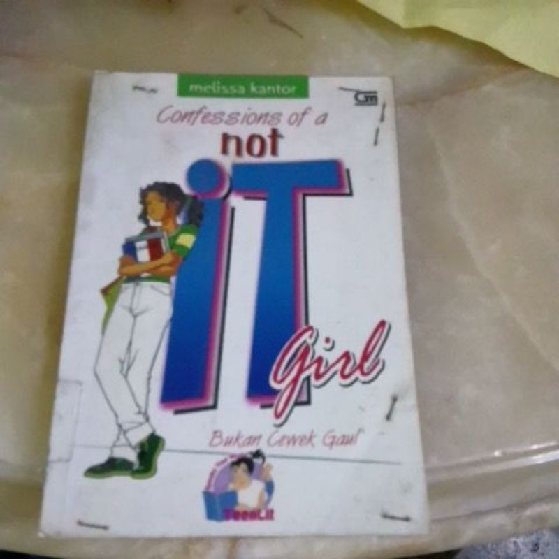 

Melissa Kantor novel teenlit