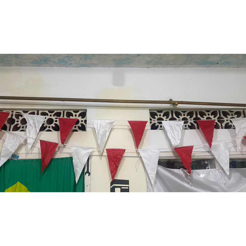 PROMO TERMURAH  BENDERA RENTENG | RAWIS SEGITIGA MERAH PUTIH 17 AGUSTUS