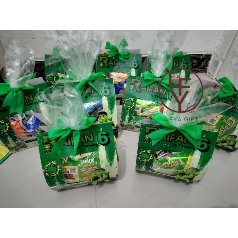 

Wrap Snack ° Wrap Hampers ° Souvenir ulang tahun ° hampers ulang tahun