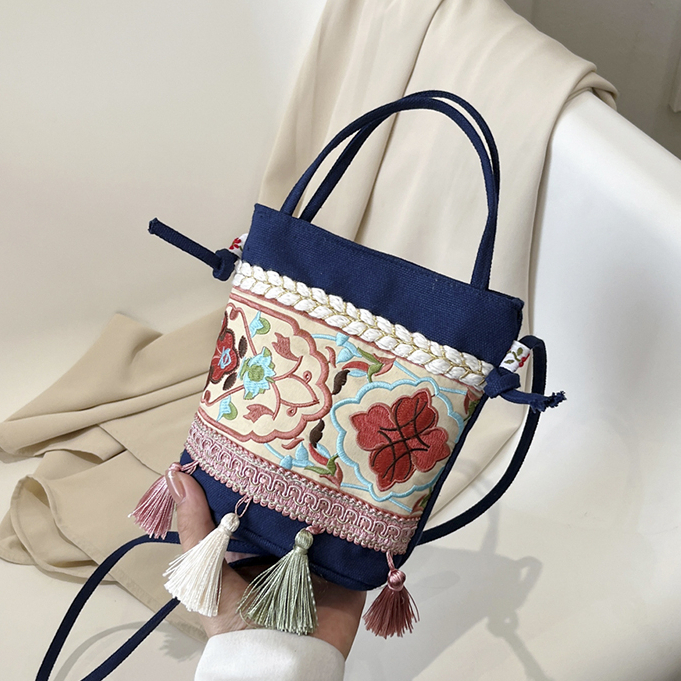 Minimalist Floral Elegant Slingbag Women 10231