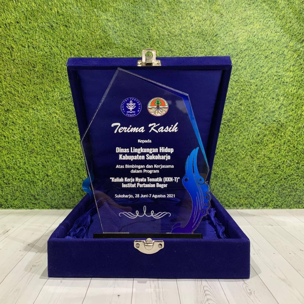 Plakat acrylic, Plakat, Plakat akrilik+box bludru 20x10cm, Ucapan terima kasih, Plakat KKN, Trophy, 