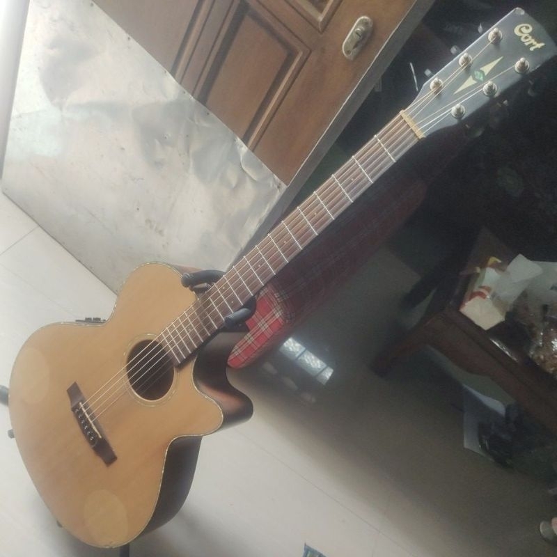 Gitar Cort Sfx e Ns original