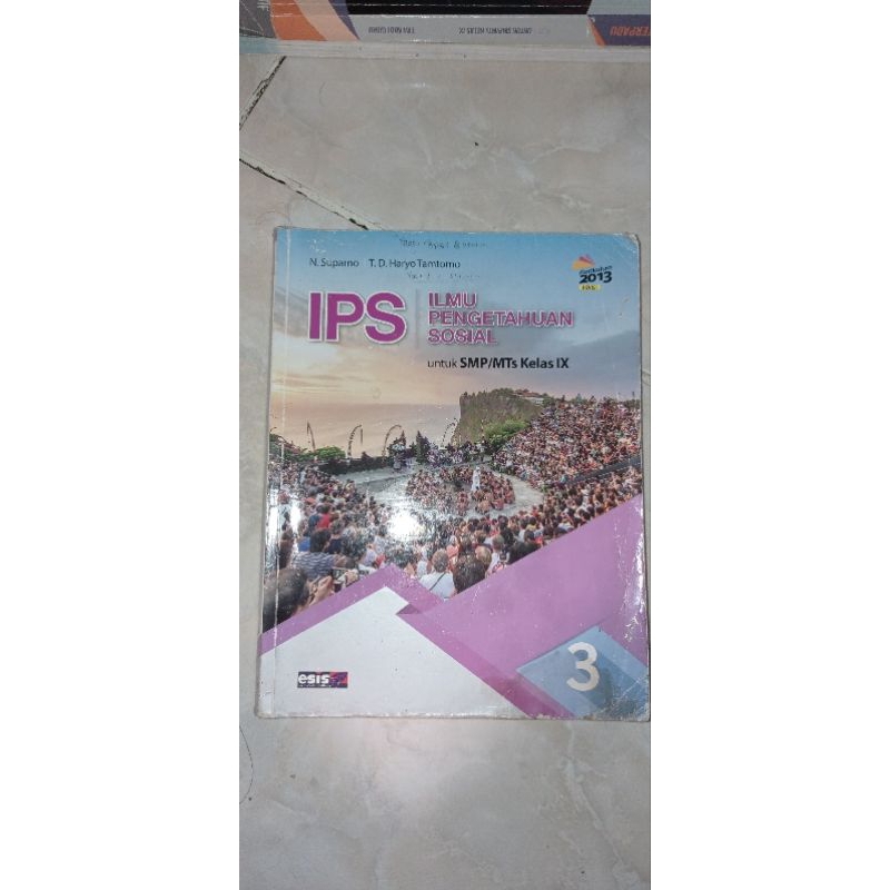 

Buku paket IPS SMP kelas 9/3