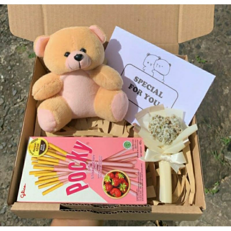 

Hampers/kado cewe simpel