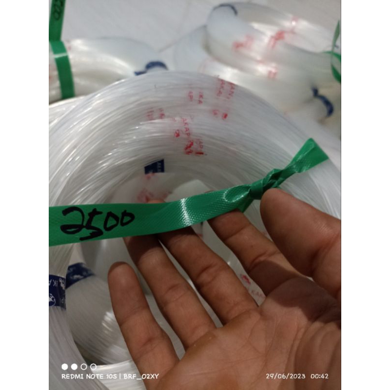 senar layangan atau pancing ukuran 1200 - 5000