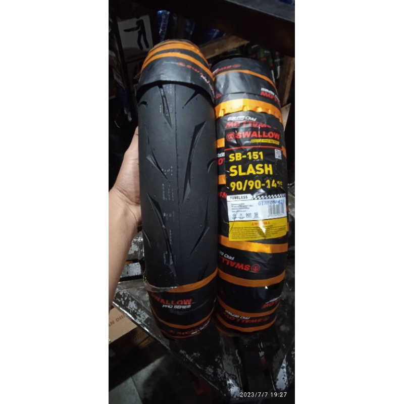 Ban SWALLOW SLASH RING 14 SOFTCOMPOUND