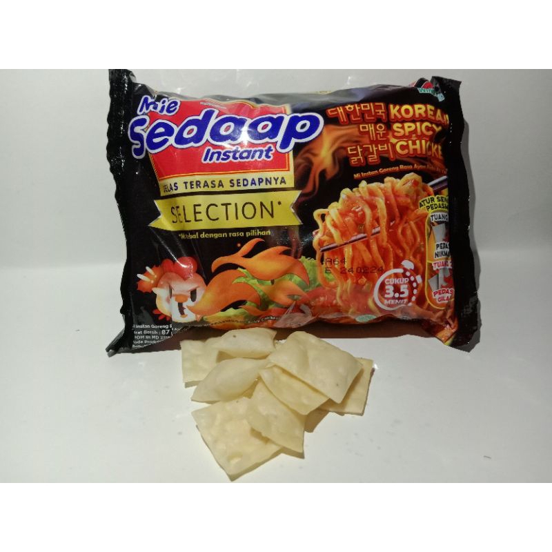 

Sedaap Korean Spicy Chicken/Mie Instan/Mie Kuah