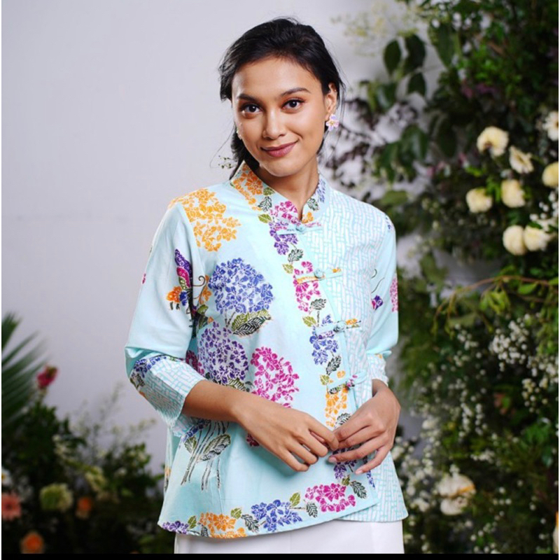 Nona Rara Batik Vivi Tamansari Blouse 2L