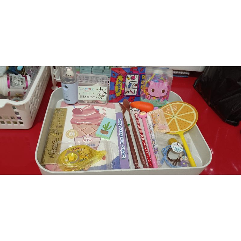 

Paket lucu-lucuan alat tulis dan accessoris gemoy