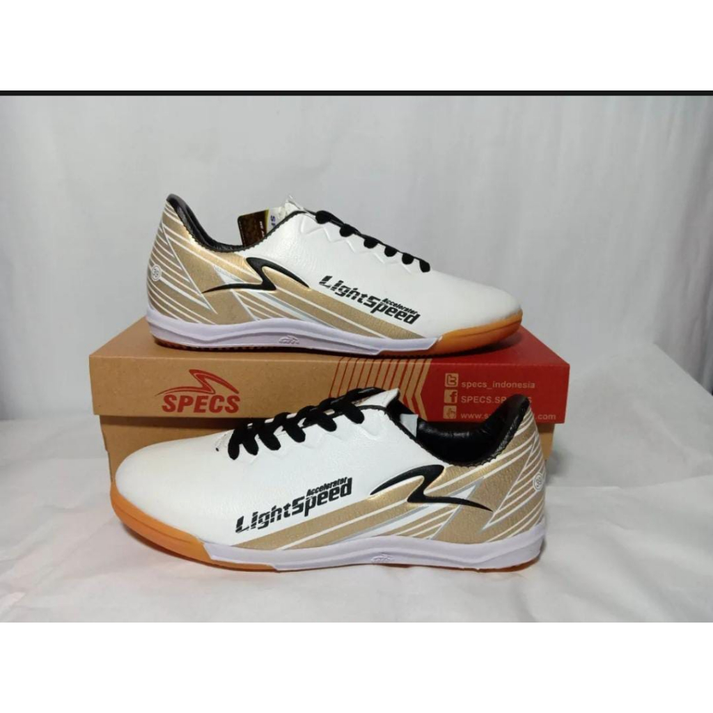 sepatu futsal specs lightspeed reborn Putih gold (38-44)