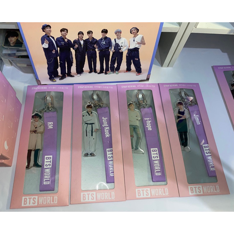 GOOD STRAP KEYRING BTS WORLD BTS