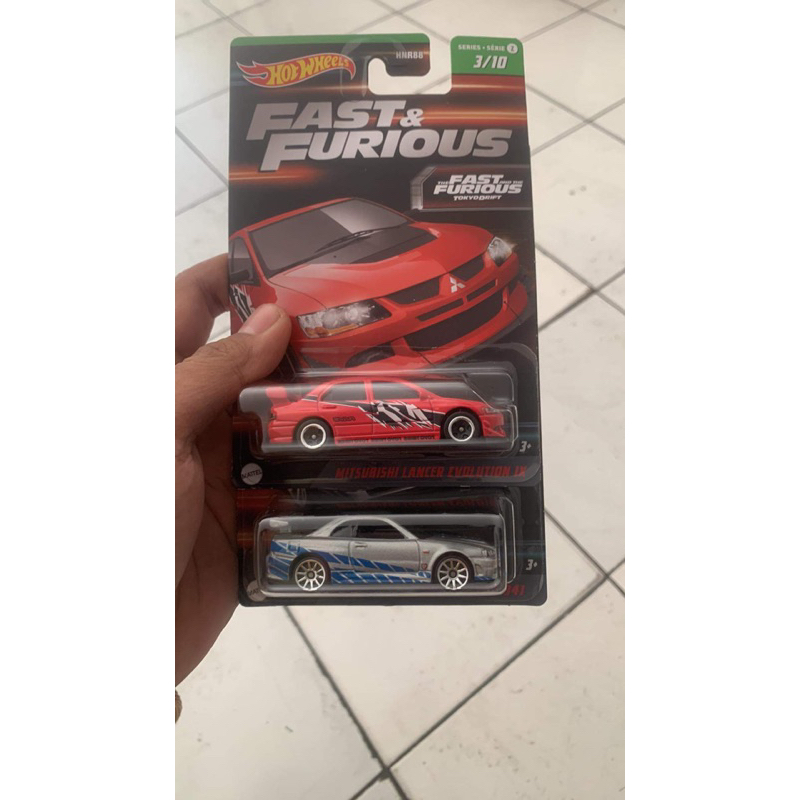 Hotwheels FNF EVO & R34