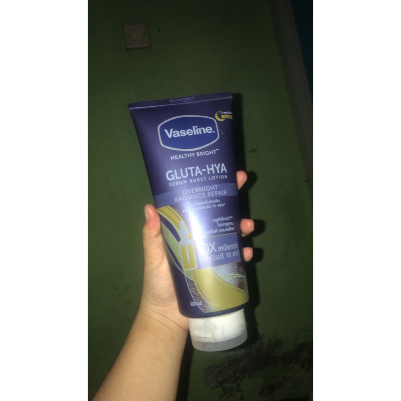 VASELINE GLUTA HYA OVERNIGHT