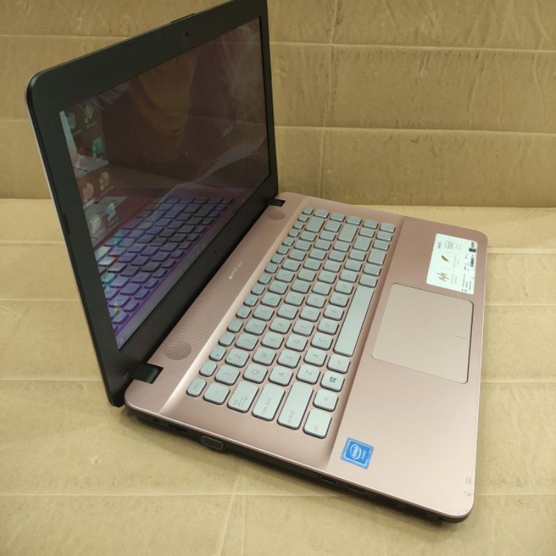 Laptop Asus VivoBook X441MA