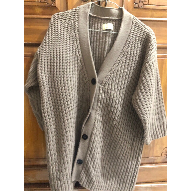 PRELOVED Cardigan by Leviora