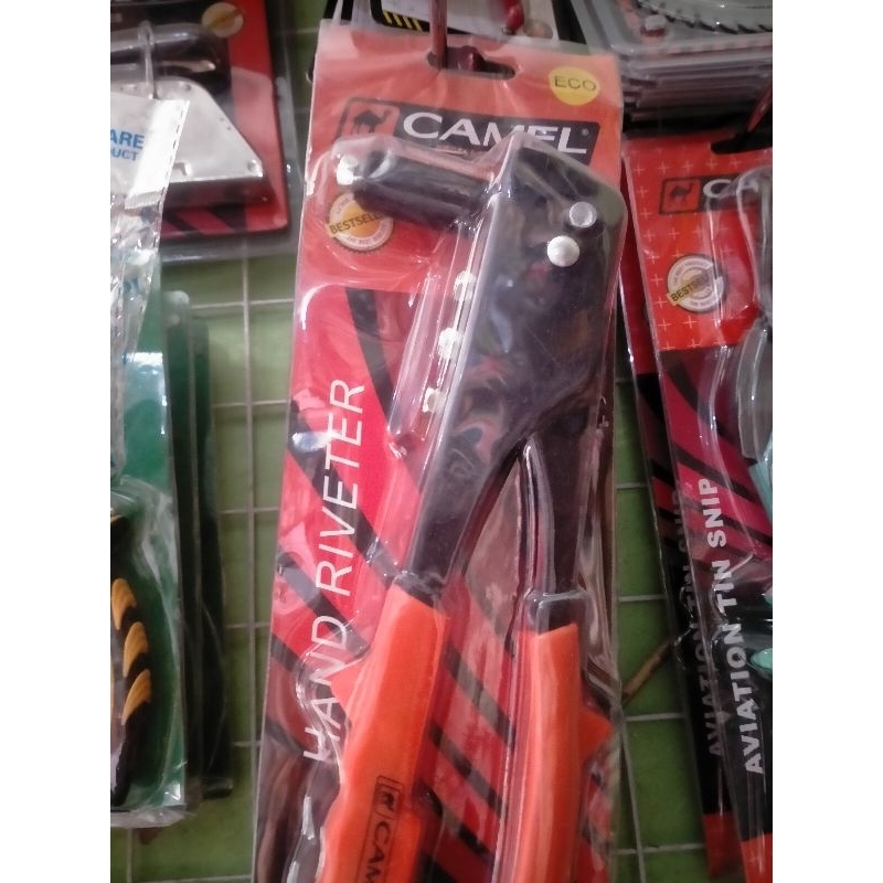 Tang Rivet Camel