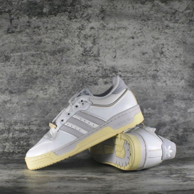 SEPATU SNEAKERS VINTAGE BASKET ADIDAS RIVALRY LOW 86 WHITE GREY