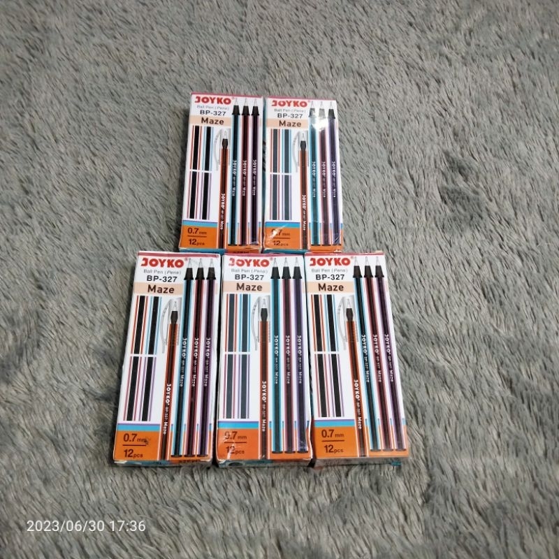 

PULPEN 1 Pack isi 12 Pcs Hitam Biru Merah