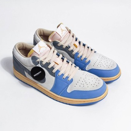 Nike Air Jordan 1 Low Vintage UNC Grey Tokyo 96 Original