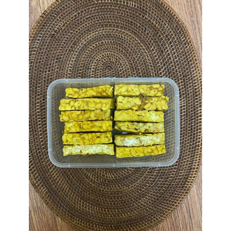 

tempe ungkep kuning/tempe kuning /tempe bumbu rempah isi 12 frozen