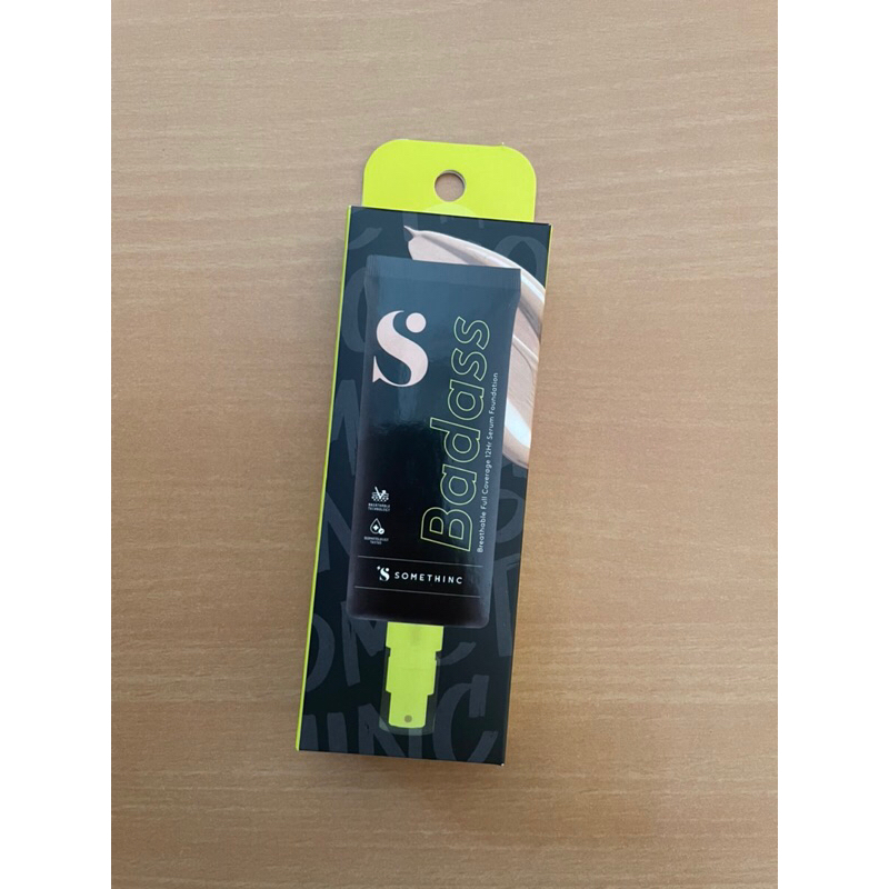 PRELOVED Somethinc badass foundation - Serene