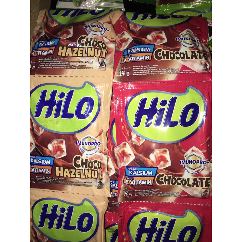 

HILO minuman sachet 1 renceng isi 10 sachet chocolate hazelnut