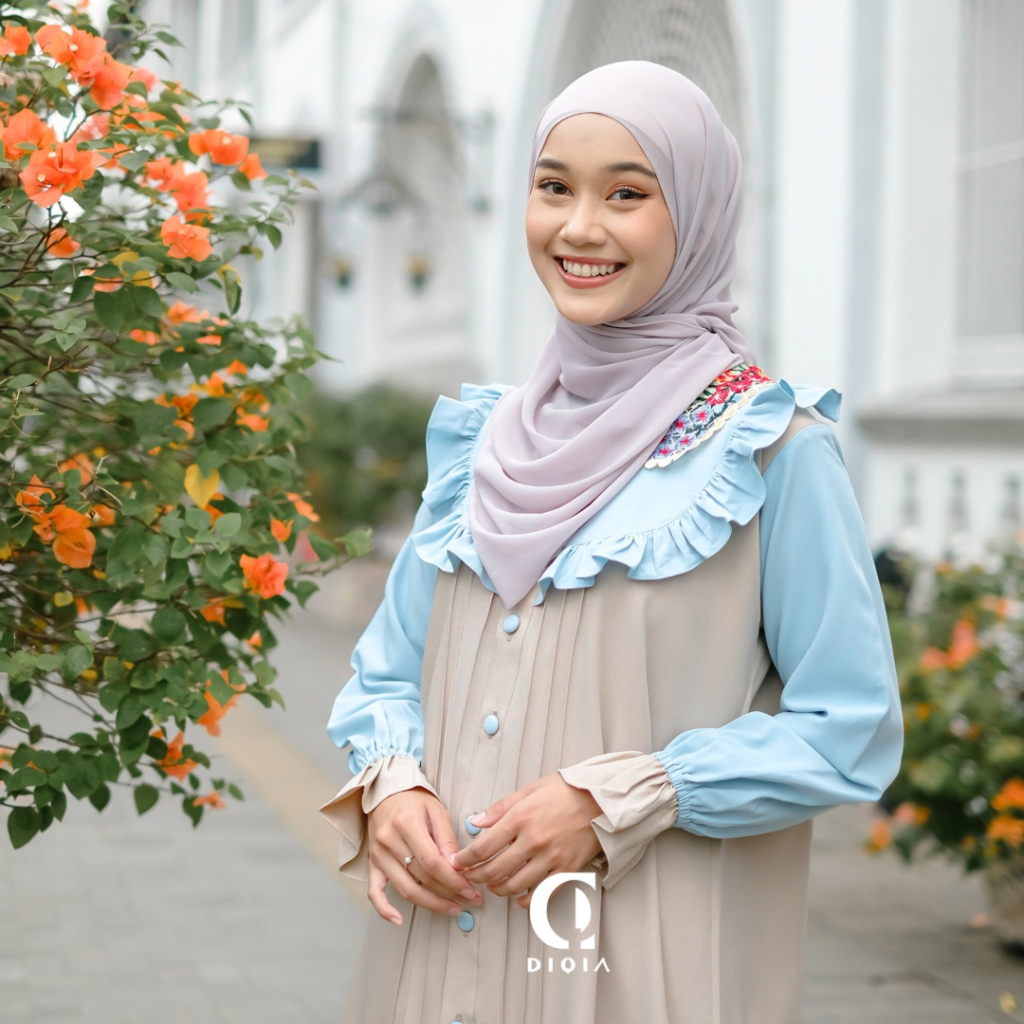 Gulya Tunic by Diqia