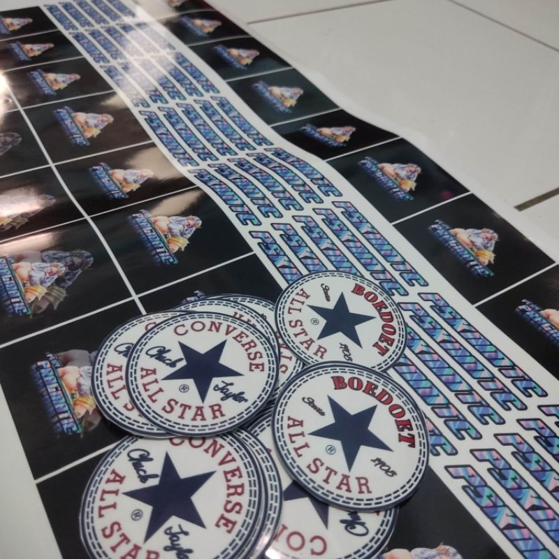 

Stiker Tahan Air