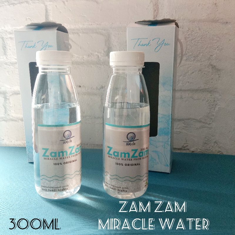 

Air Zam zam 300ml + Box Asli Dari Galon 5liter Barcode Souvernir Oleh Oleh Haji Umrah