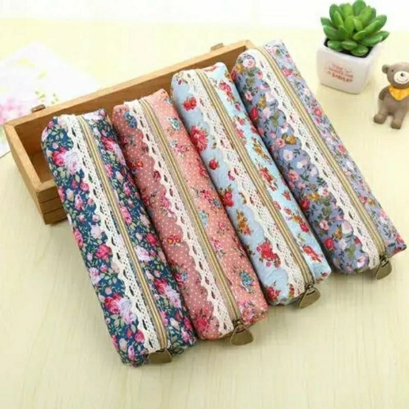 

Flower Pencil Case / Tempat Pensil Bulpen Vintage Garden Renda