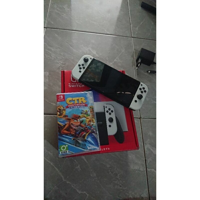 nintendo switch OLED + CTR