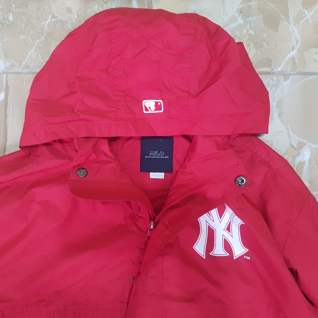 Jacket MLB New York Yankees Warna Merah Second Original