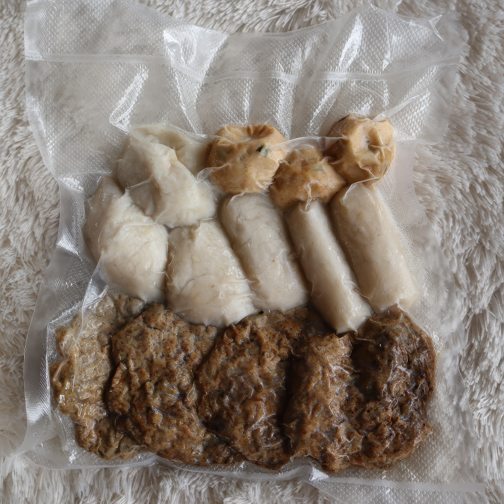 

Pempek Premium Full Ikan Tenggiri Frozen Isi 13 Mix Campur Lengkap dengan Cuko 150 ml Enak Bikin Nagih