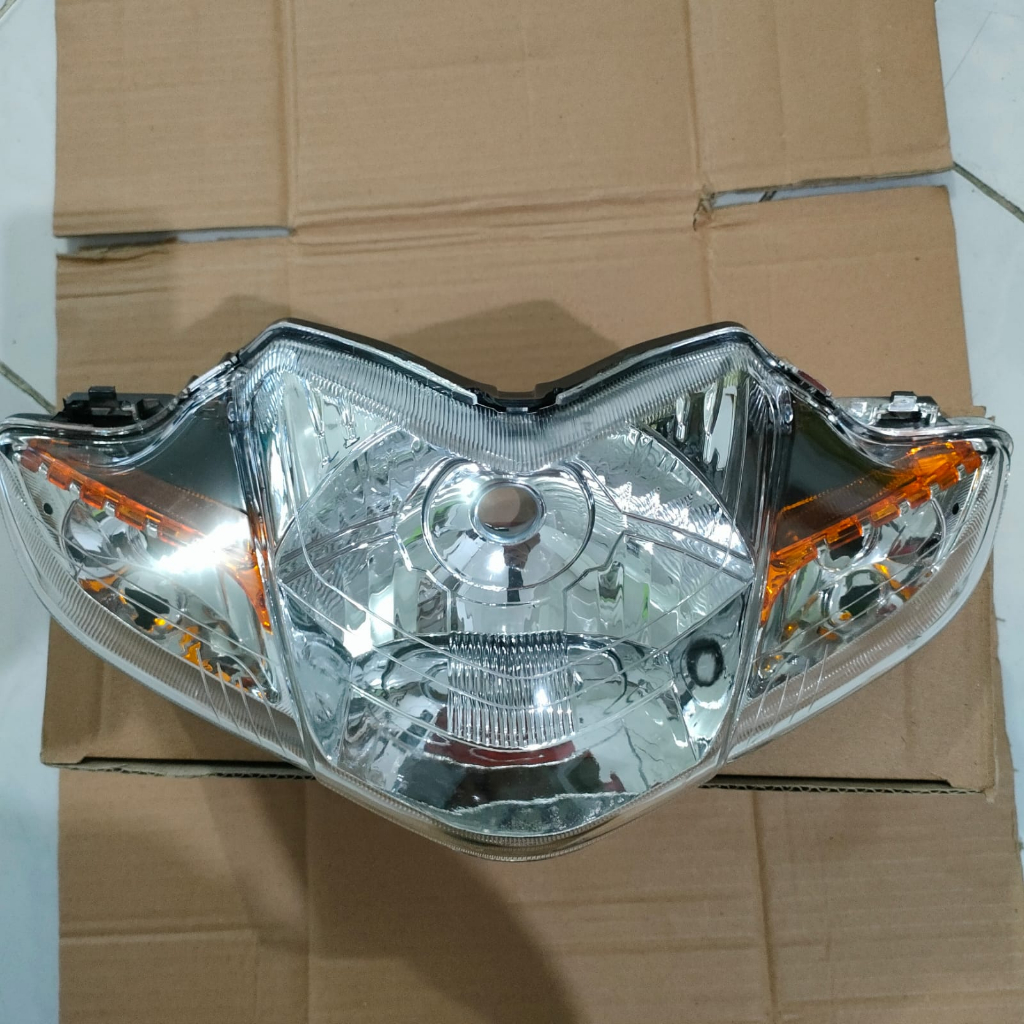 Lampu depan revo absolute Lampu revo absolute Refektor depan revo absolute Refektor revo absolute Re