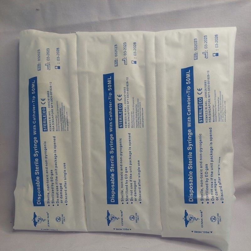 Spuit 50CC COSMO lubang tengah