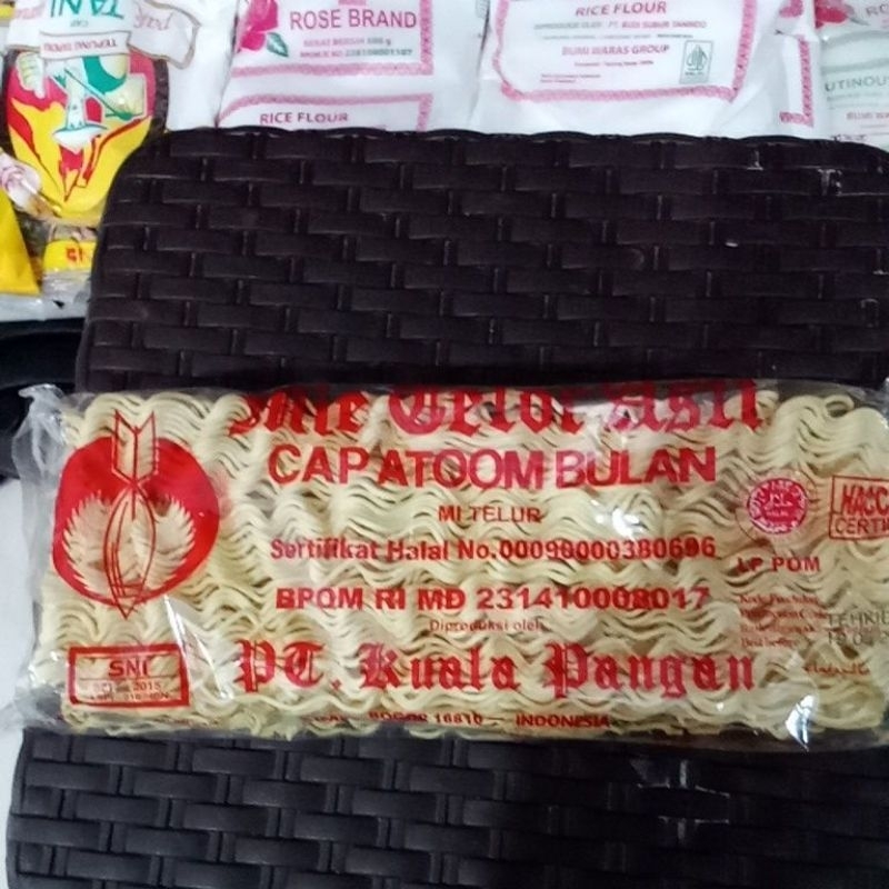 

mie atom cap bulan 200gr