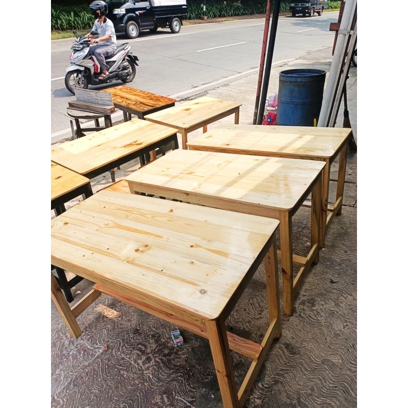 meja makan 100x60x70cm