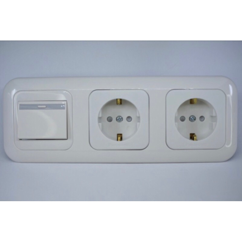 SAKLAR ENGKEL + STOPKONTAK DOUBLE PANASONIC WIDE SERIES 3 GANG