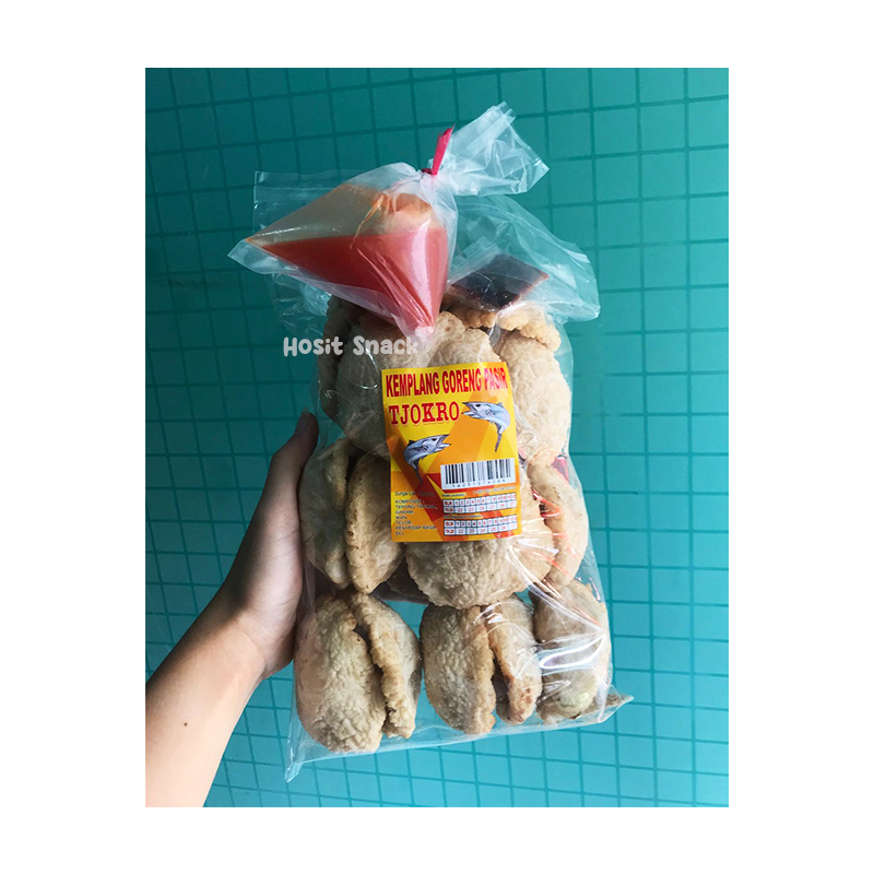 

Kemplang Bangka Cap Tjokro Kuning Besar / Kemplang Pasir Asli Bangka / Kerupuk Krupuk Pasir Bangka - Sambal Terasi / Belacan Cuka