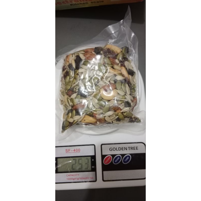 

premium trail mix 500 grm