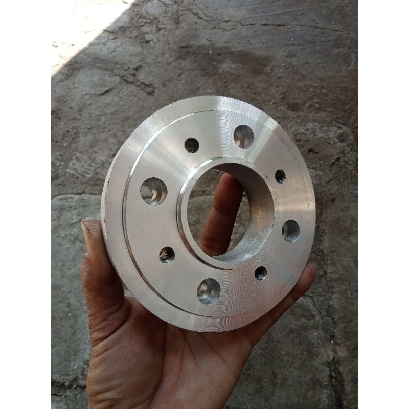 adaptor plendes cakram disc belakang Vario 125/150 dan PCX untuk cakram belakang