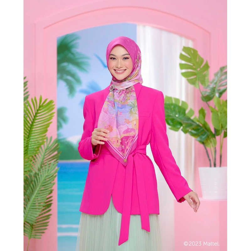 NADA PUSPITA X BARBIE VACANZA SERIES ELINA (FUSHIA)