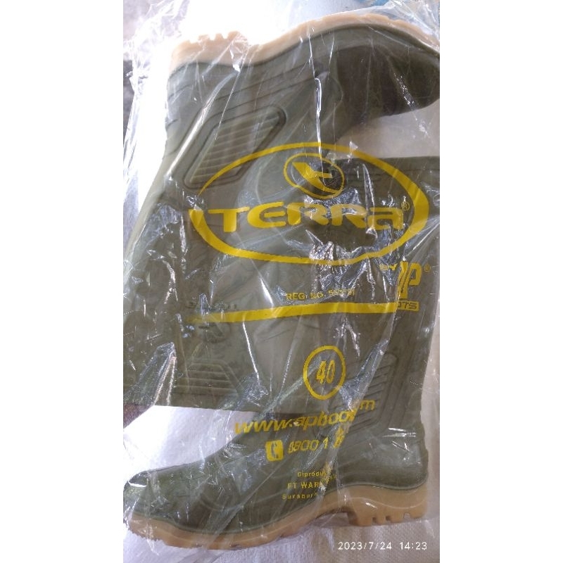 SEPATU BOOT TERRA