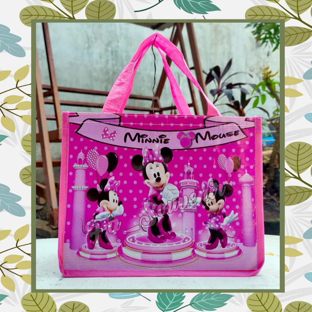 

Goodie bag Ulang Tahun Anak Gambar Minnie Mouse Ready Stock Dan Custom Bisa COD